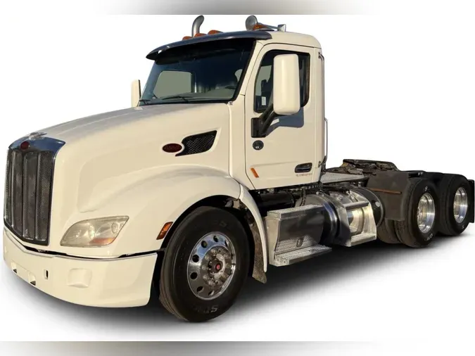 2020 Peterbilt 57923d2728838c5d18b1b528384b06adc64
