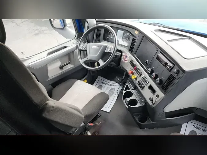 2021 FREIGHTLINER CA126