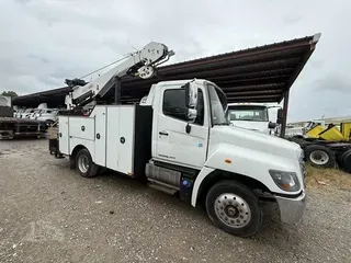 2018 HINO 258