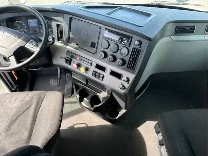 2020 FREIGHTLINER/MERCEDES NEW CASCADIA 116