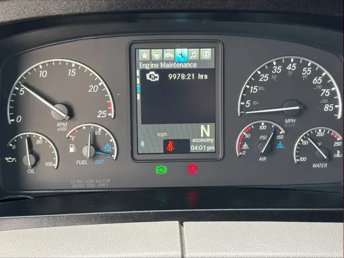 2021 Freightliner Cascadia 126