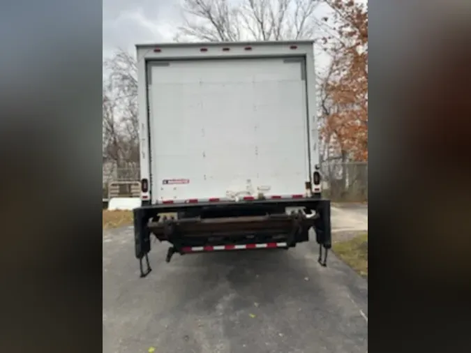 2019 FREIGHTLINER/MERCEDES M2 106