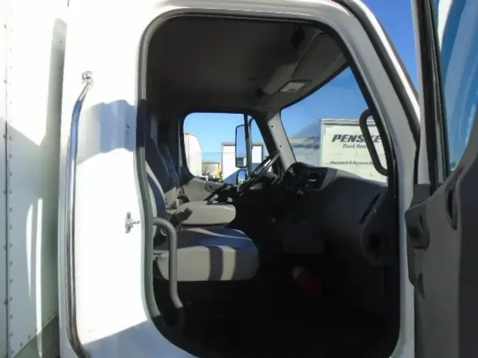 2018 Freightliner M2