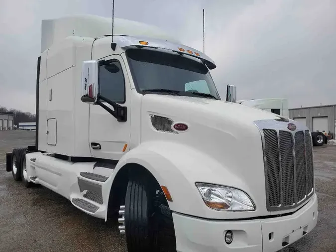 2021 PETERBILT 579