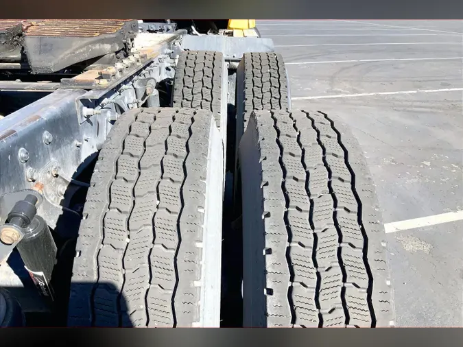 2019 INT LT625 6x423e26f27ce5e10bb4ef6d4fbdf76d6ae