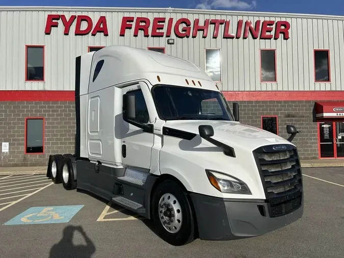 2023 Freightliner Cascadia&reg;