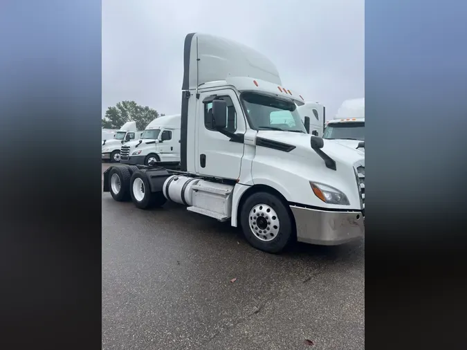 2020 FREIGHTLINER/MERCEDES NEW CASCADIA PX12664