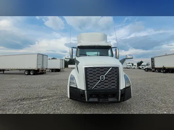 2019 Volvo VNL300