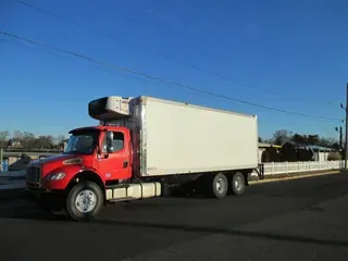 2015 FREIGHTLINER M2
