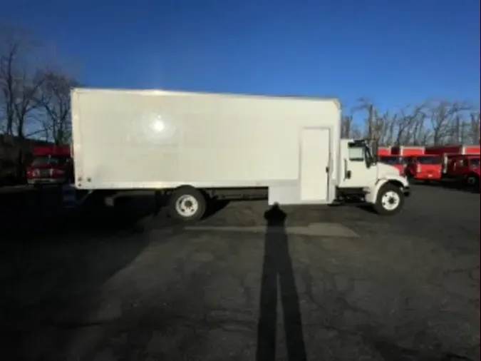 2019 NAVISTAR INTERNATIONAL 4300 SBA