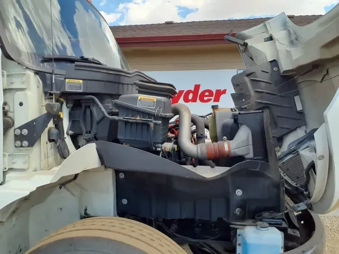 2018 NAVISTAR INTERNATIONAL 4300