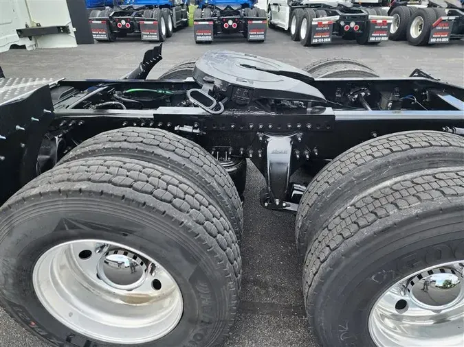2020 FREIGHTLINER CASCADIA