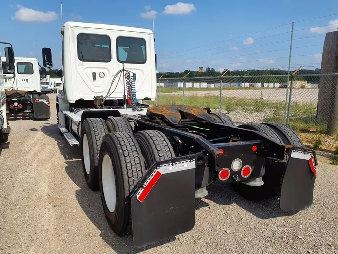 2019 FREIGHTLINER/MERCEDES CASCADIA 125