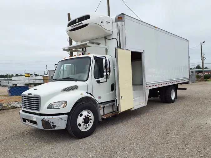 2017 FREIGHTLINER/MERCEDES M2 106