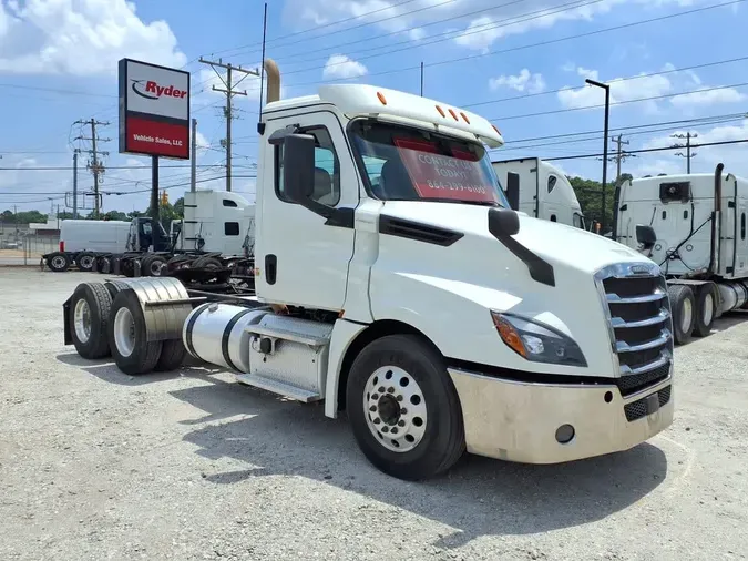 2019 FREIGHTLINER NEW CASCADIA PX12664