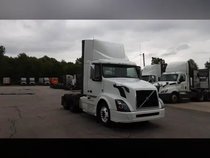 2018 Volvo VNL300240806d615685ec4fba355213fe875dd