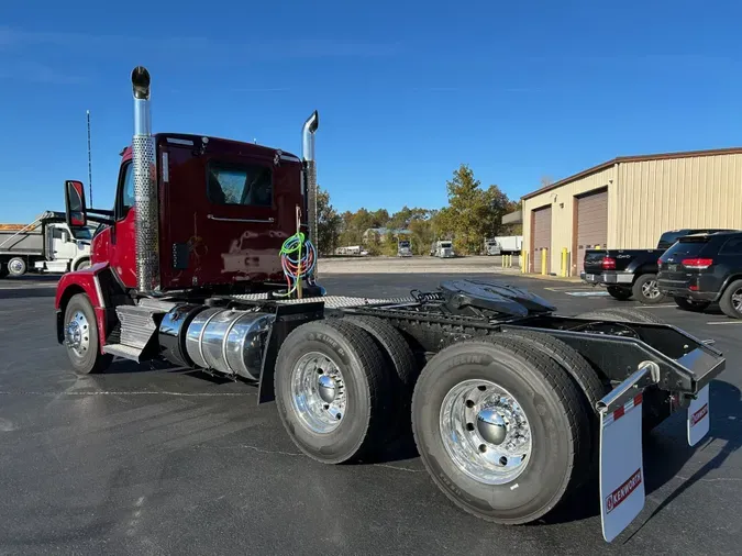 2025 Kenworth T680