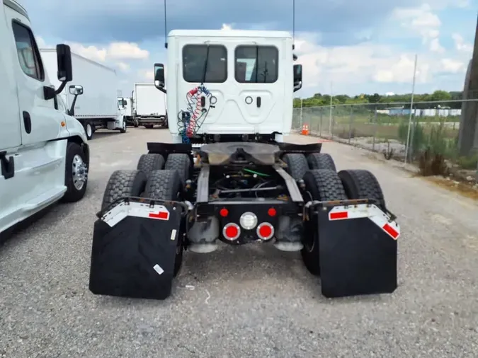 2019 FREIGHTLINER NEW CASCADIA PX12664