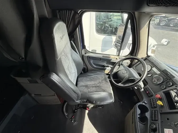 2016 FREIGHTLINER CASCADIA EVOLUTION