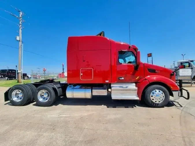 2022 Peterbilt 579