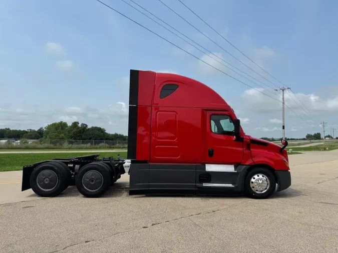 2023 FREIGHTLINER Cascadia 126241293114c78cc4b8b058ead8f3e29ae