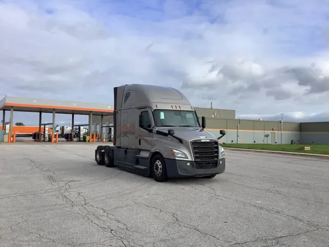 2023 Freightliner Cascadia 12624137b6acb4a676707808b69743e5c5d