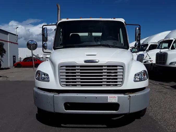 2015 FREIGHTLINER/MERCEDES M2 106