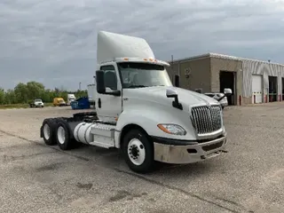 2019 International LT625