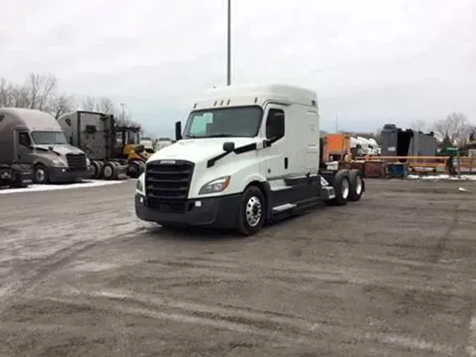 2020 Freightliner Cascadia