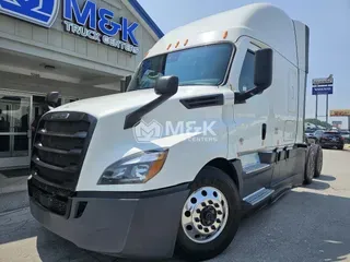2021 FREIGHTLINER Cascadia 126