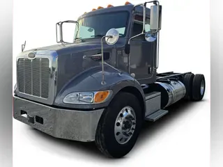 2022 Peterbilt 337