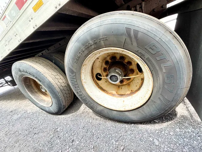2019 UTILITY VS2DX24279d176fb4e0ef15ac48bdaf655027