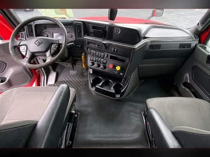 2023 INT LT625 6X42429b401b784b99ff9d9c21c75b9ab8d