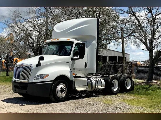 2019 INT LT625 6x4