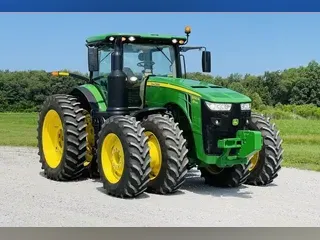 2020 John Deere 8320R