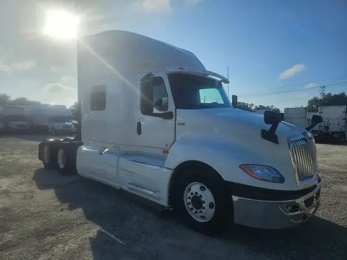 2019 NAVISTAR INTERNATIONAL LT625 SLPR CAB