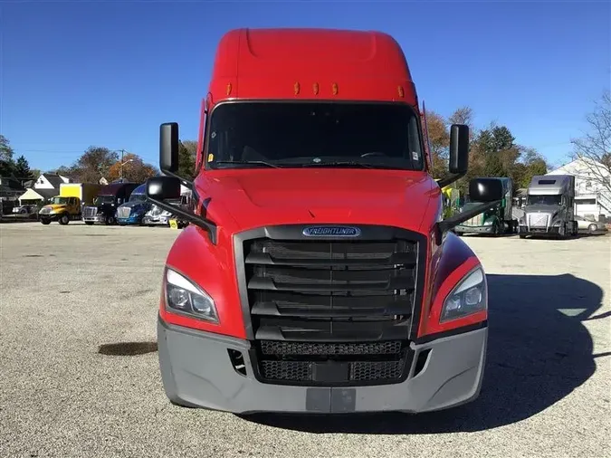 2021 FREIGHTLINER CASCADIA