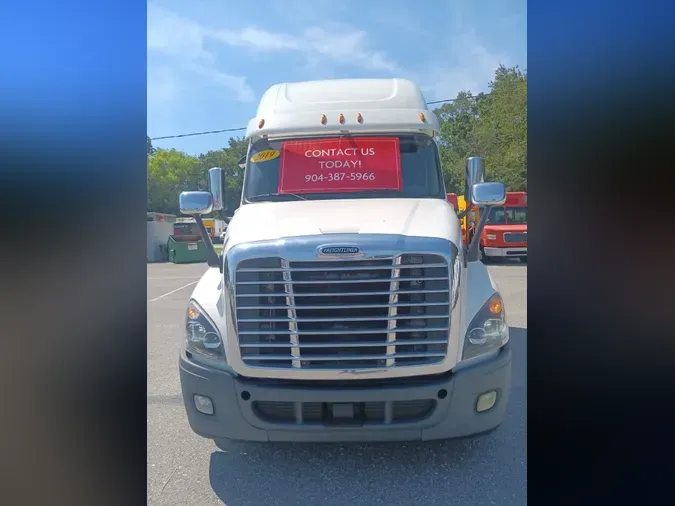 2019 FREIGHTLINER CASCADIA 125243a253e6a2bd2c3670908e4f876f290