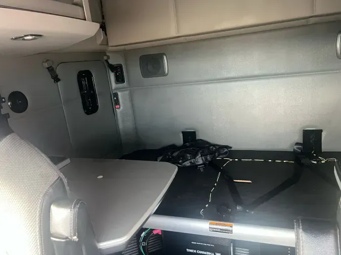 2022 Kenworth T680
