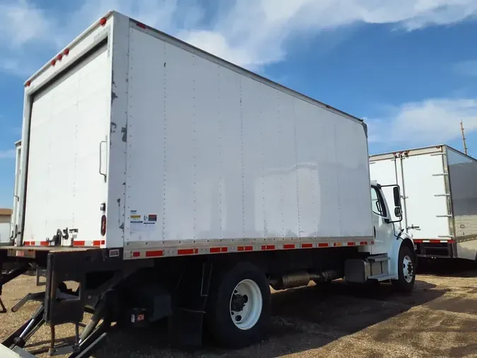 2017 FREIGHTLINER M2 106
