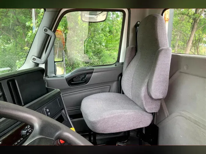 2019 INT LT625 6x4