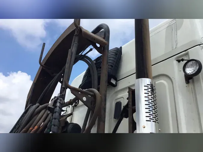 2021 Freightliner Cascadia 126