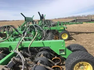 2009 John Deere 1910
