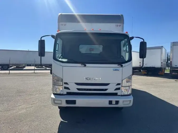 2022 Isuzu NPR-XD