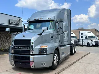 2025 MACK AN64T70