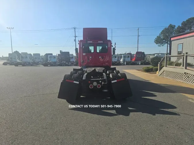 2019 FREIGHTLINER NEW CASCADIA 116
