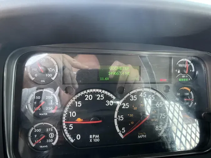2021 Freightliner Business Class M2 106