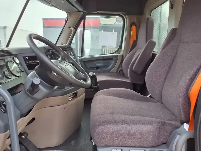 2020 FREIGHTLINER/MERCEDES CASCADIA 125
