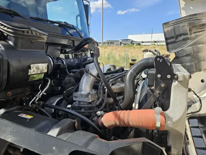 2016 HINO 338