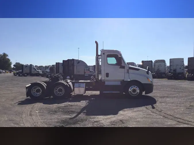 2019 Freightliner Cascadia 126244e217faaf51a764255d8f3597f4cf7